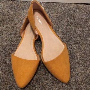 Old Navy Gold Suede Flats- Brand New with Tags!